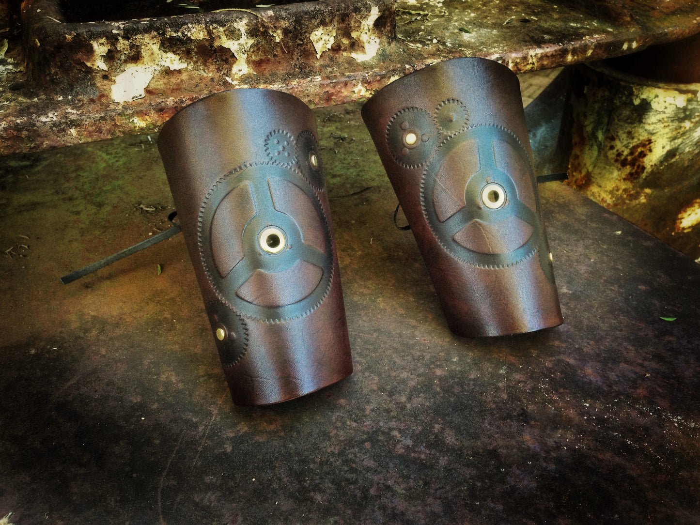 Gear Head bracer (pair)